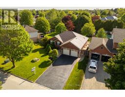 10 SOUTH BALSAM STREET, Uxbridge, Ontario
