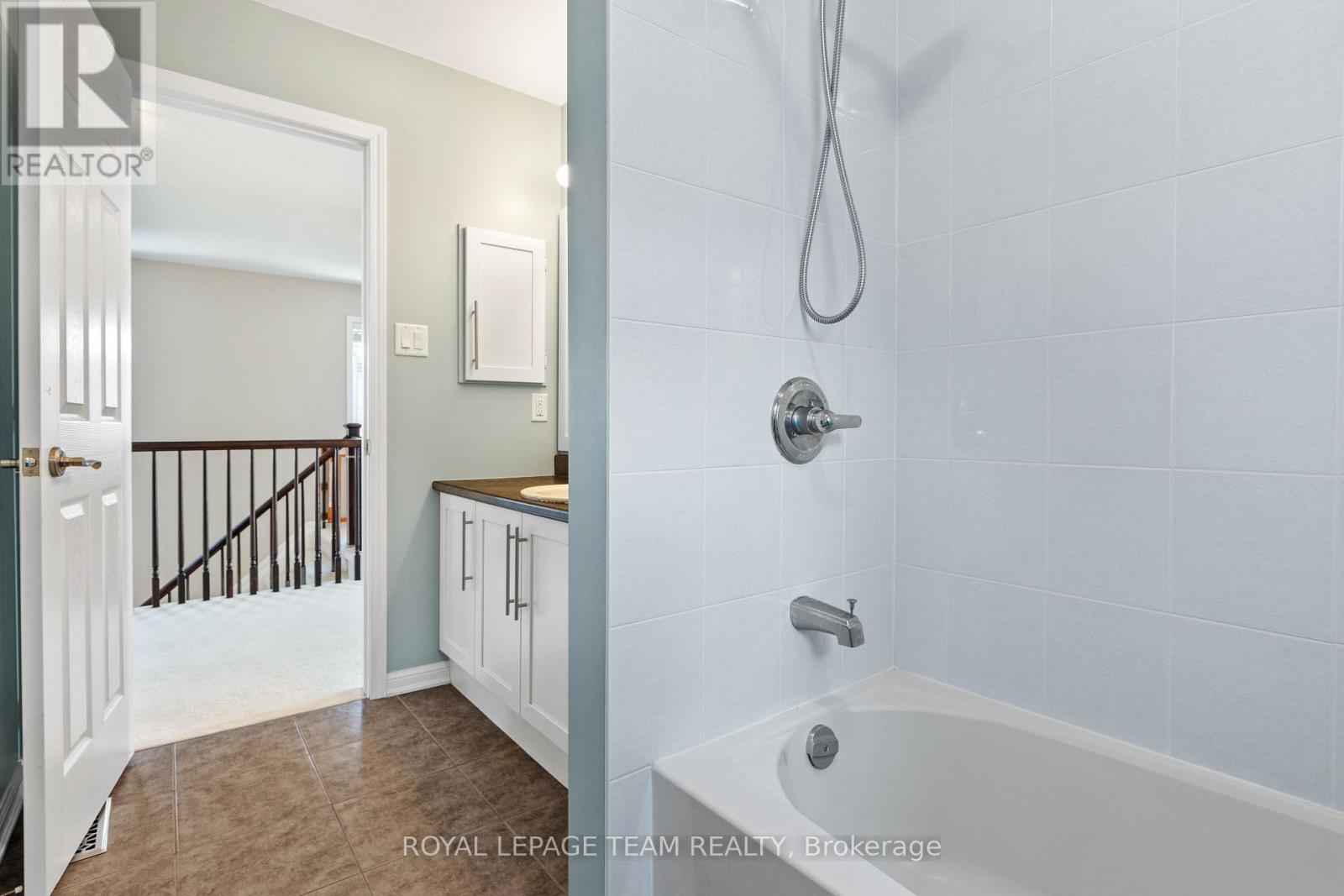 212 Huntsville Drive, Ottawa, Ontario K2T 0C6 - Photo 16 - X13236466
