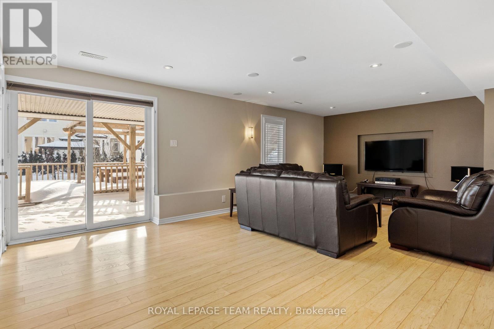 212 Huntsville Drive, Ottawa, Ontario K2T 0C6 - Photo 22 - X13236466