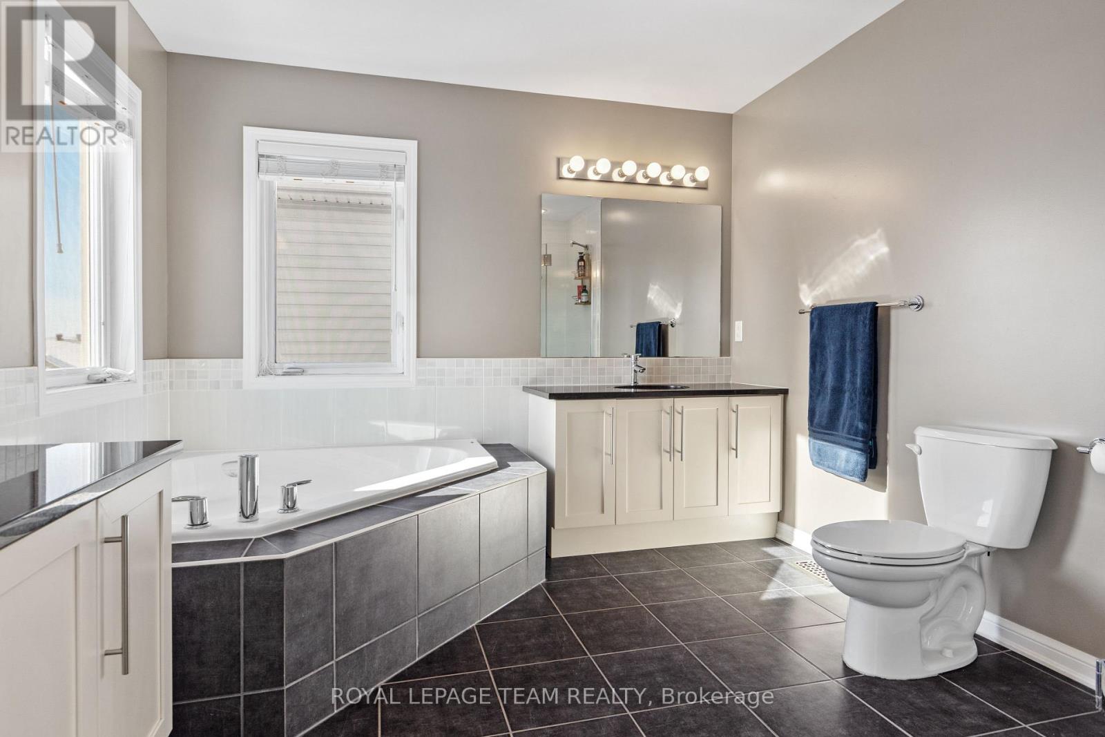 212 Huntsville Drive, Ottawa, Ontario K2T 0C6 - Photo 27 - X13236466