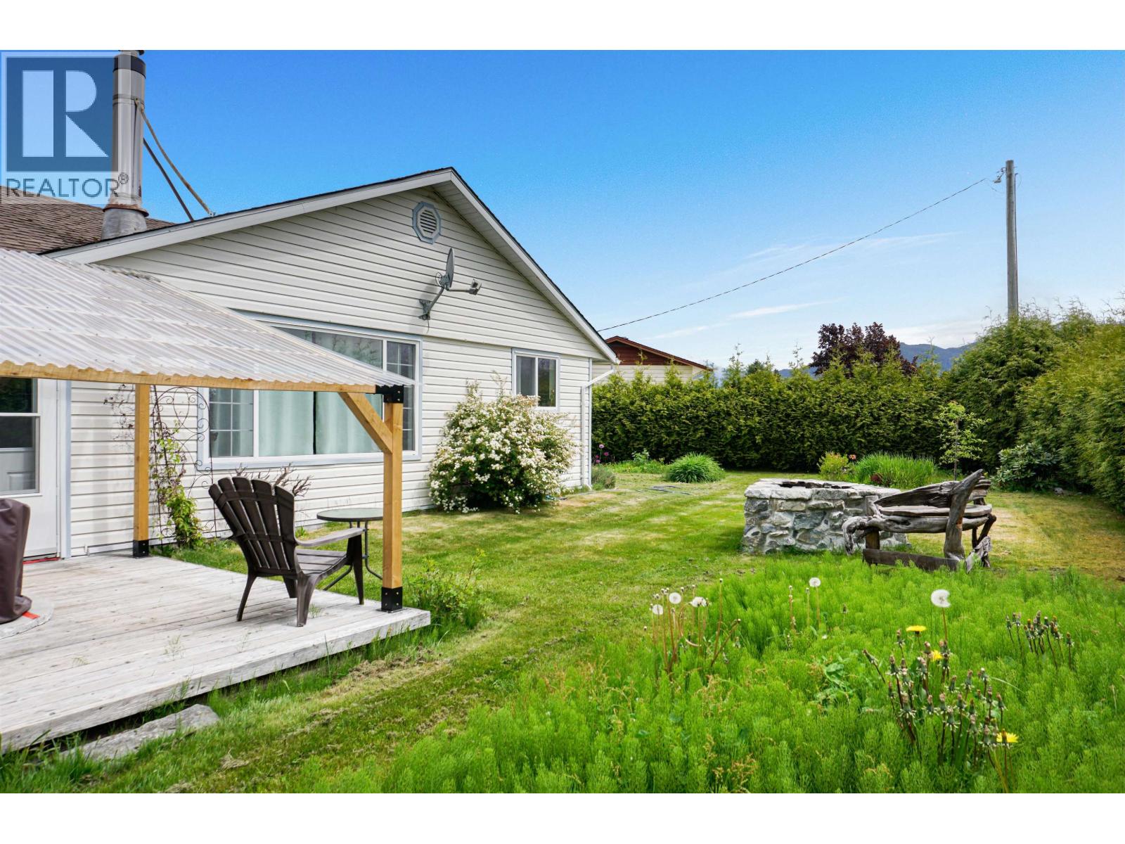16 Morgan Street, Kitimat, British Columbia  V8C 0G2 - Photo 5 - R3131845