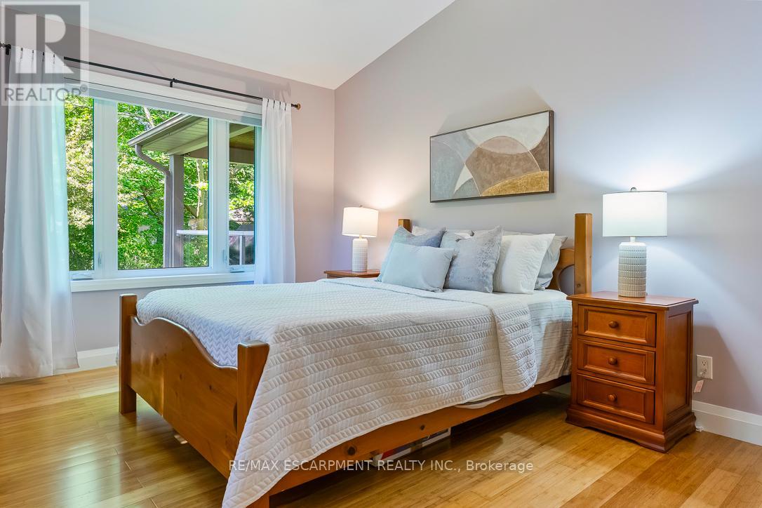 1055 Welwyn Drive, Mississauga, Ontario  L5J 3J2 - Photo 15 - W13237222