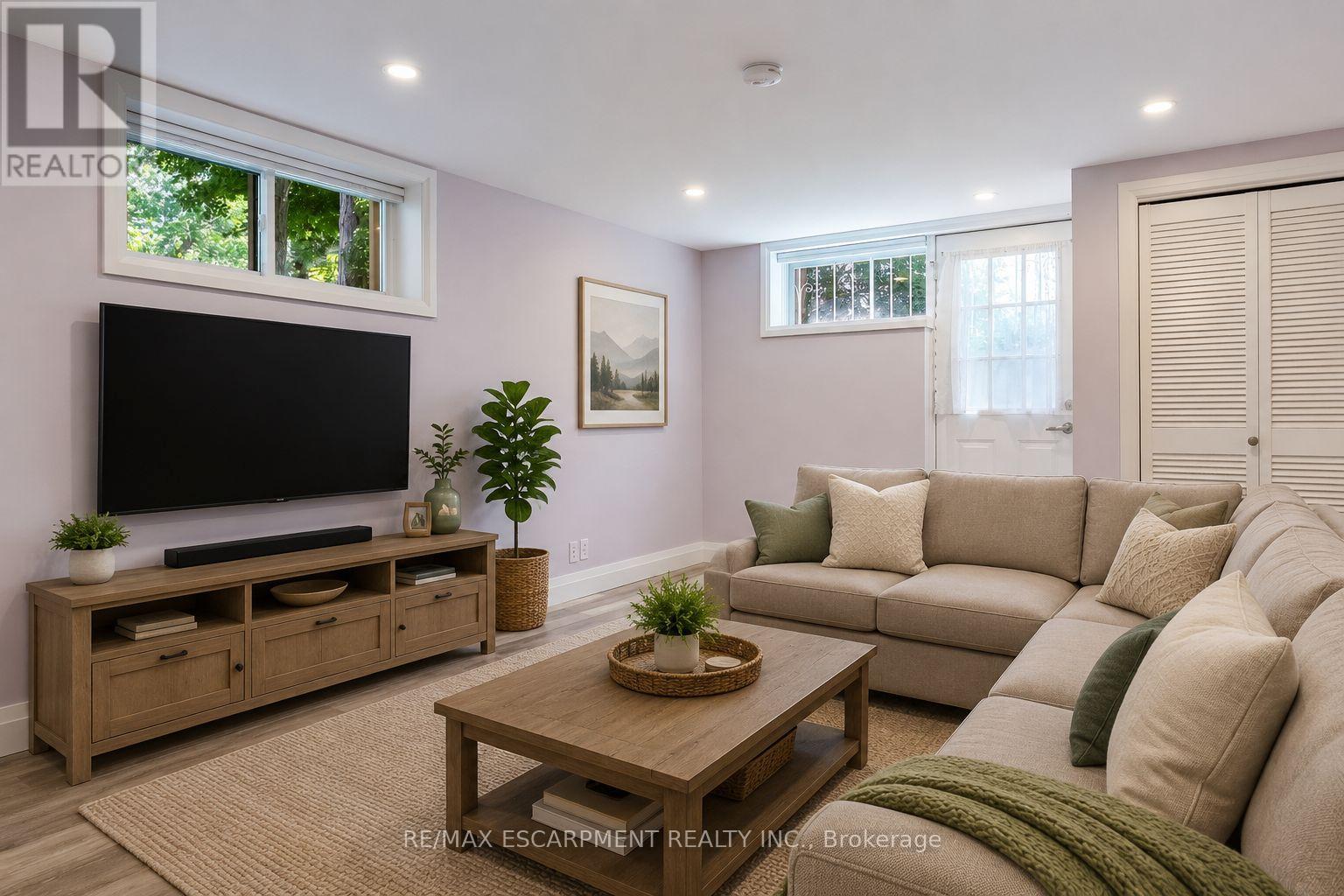 1055 Welwyn Drive, Mississauga, Ontario  L5J 3J2 - Photo 28 - W13237222
