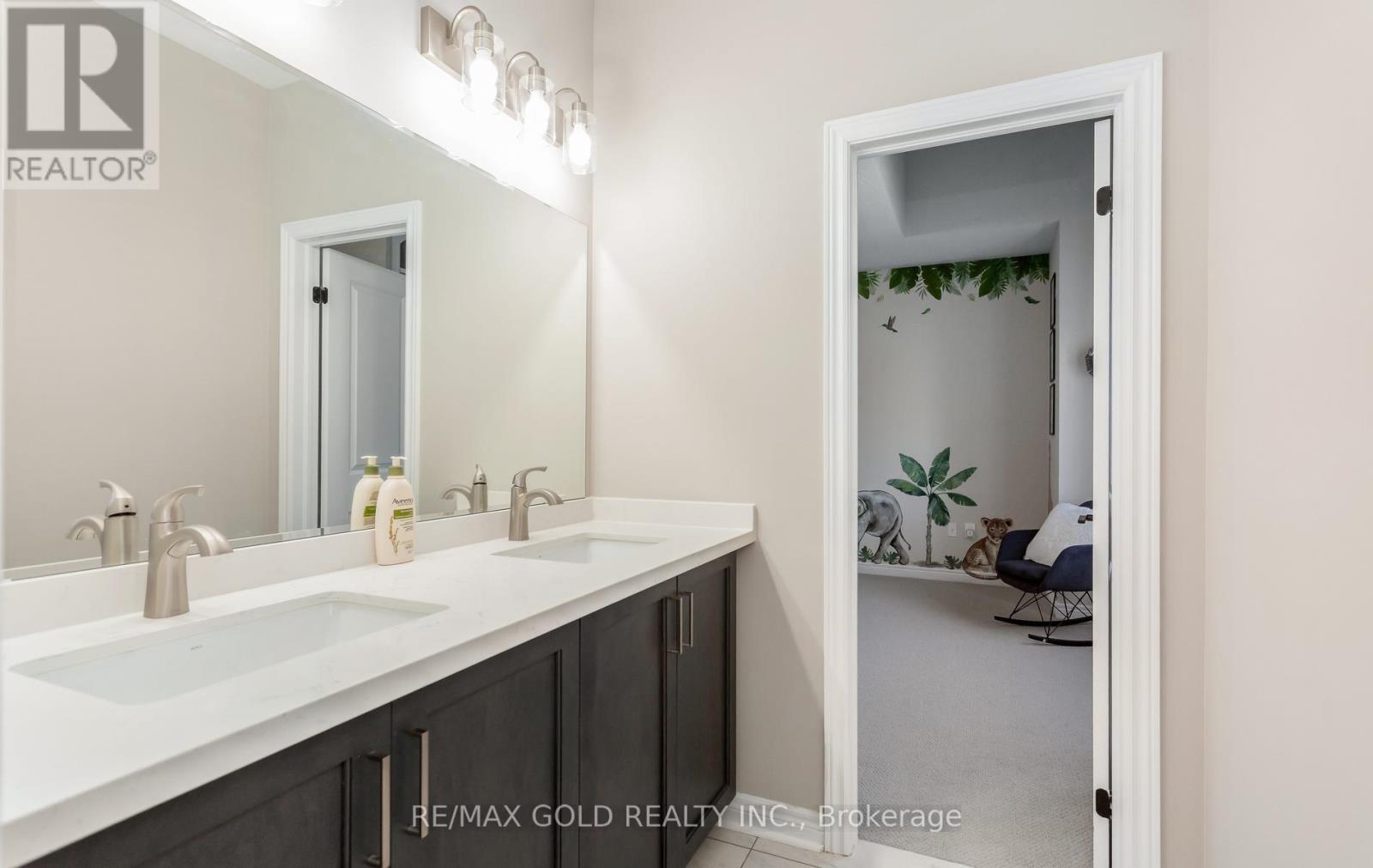 19 Farringdon Crescent, Brampton, Ontario  L7A 4Z6 - Photo 34 - W13237262