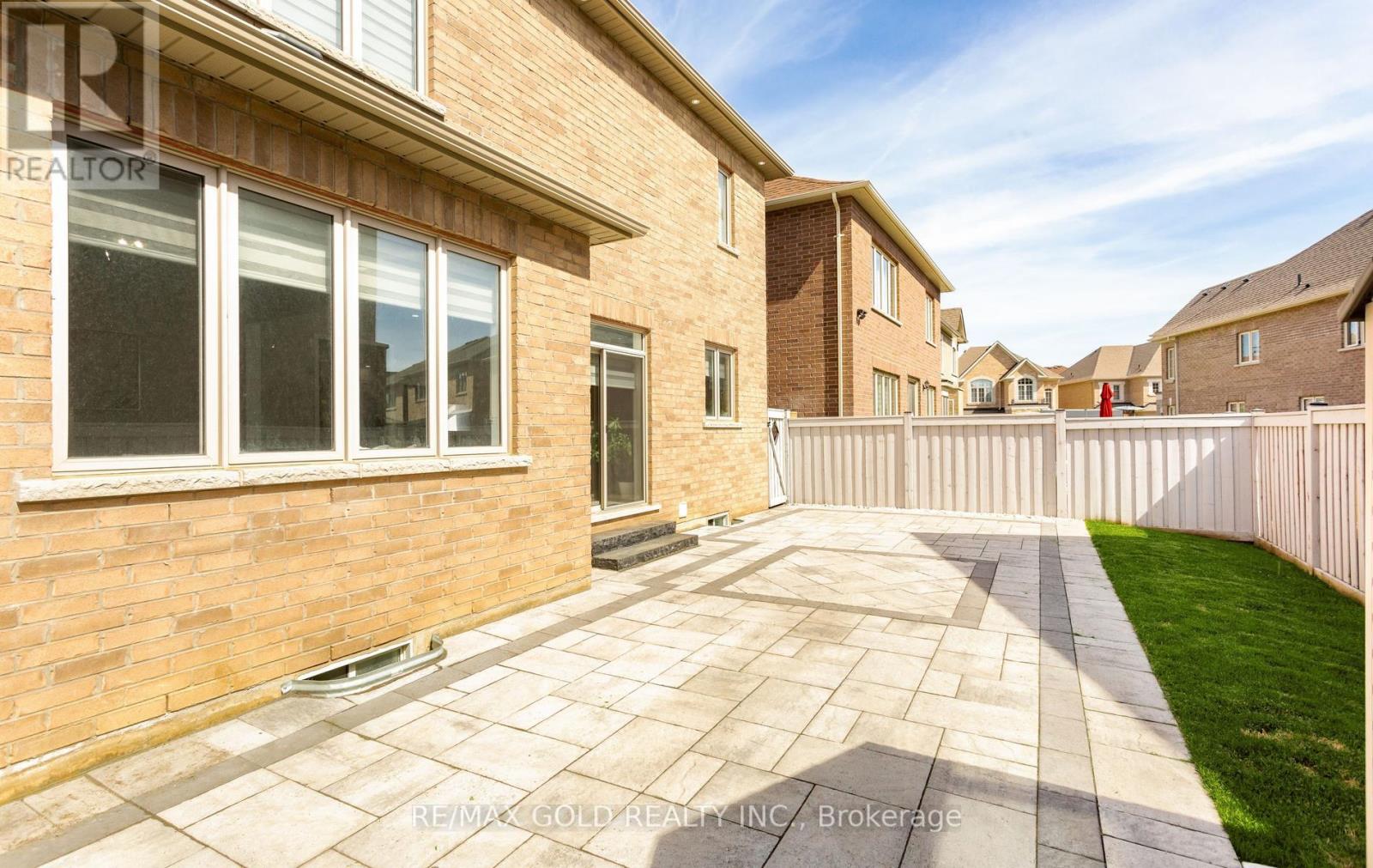 19 Farringdon Crescent, Brampton, Ontario  L7A 4Z6 - Photo 50 - W13237262