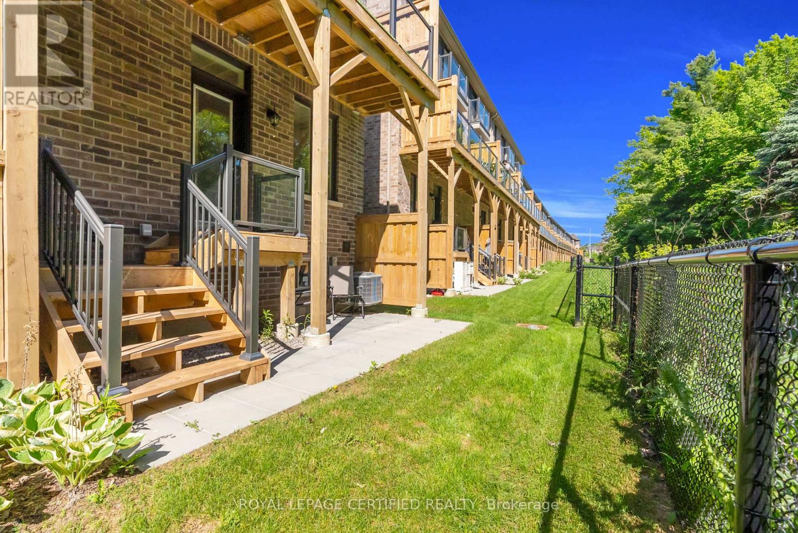45 Folcroft Street, Brampton, Ontario  L6Y 6L3 - Photo 41 - W13237320