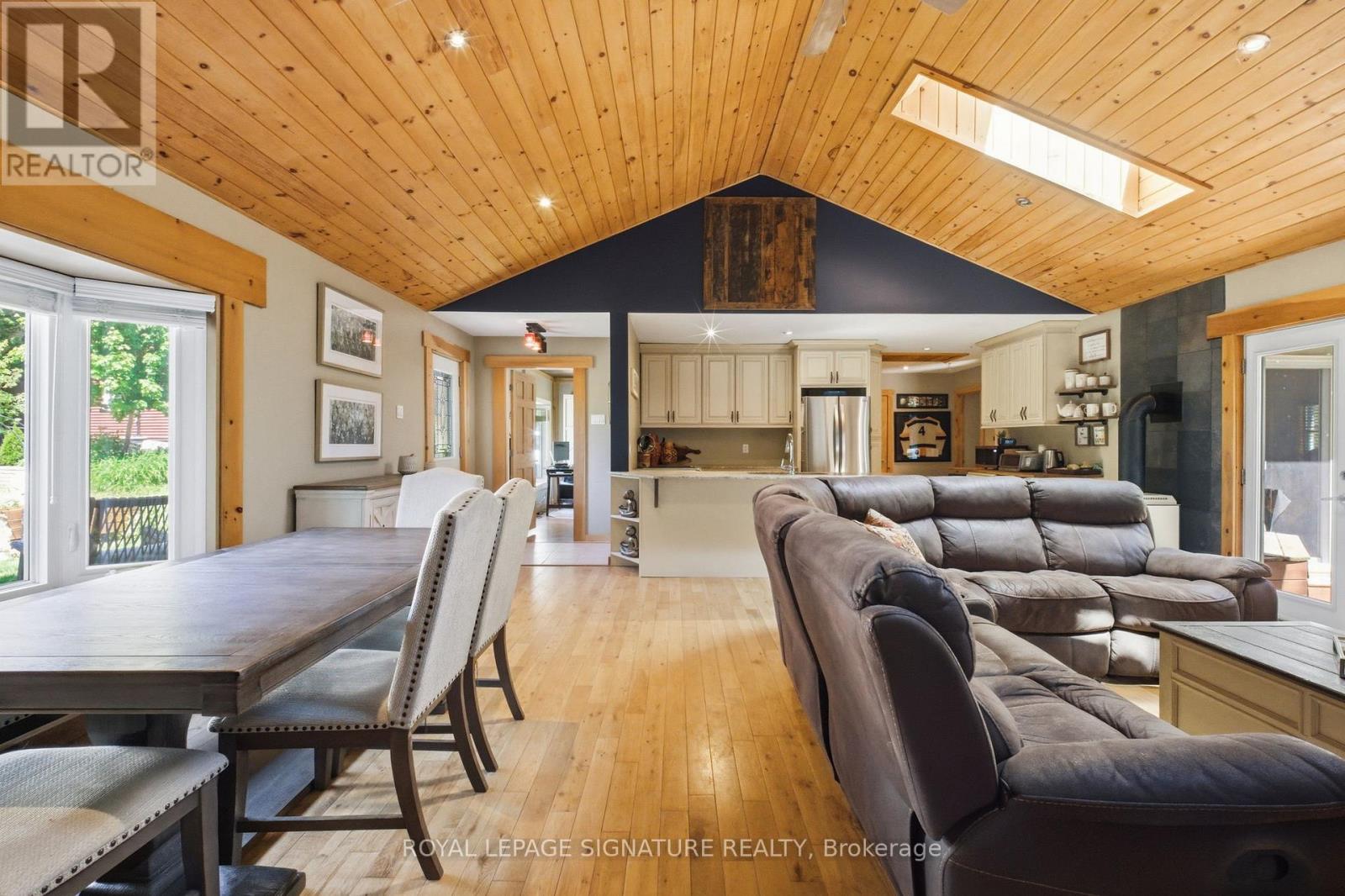 33 OLD PAVILLION ROAD, Caledon, Ontario