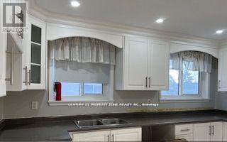 25 Albion Crescent, Brampton, Ontario  L6T 1L3 - Photo 2 - W13237360