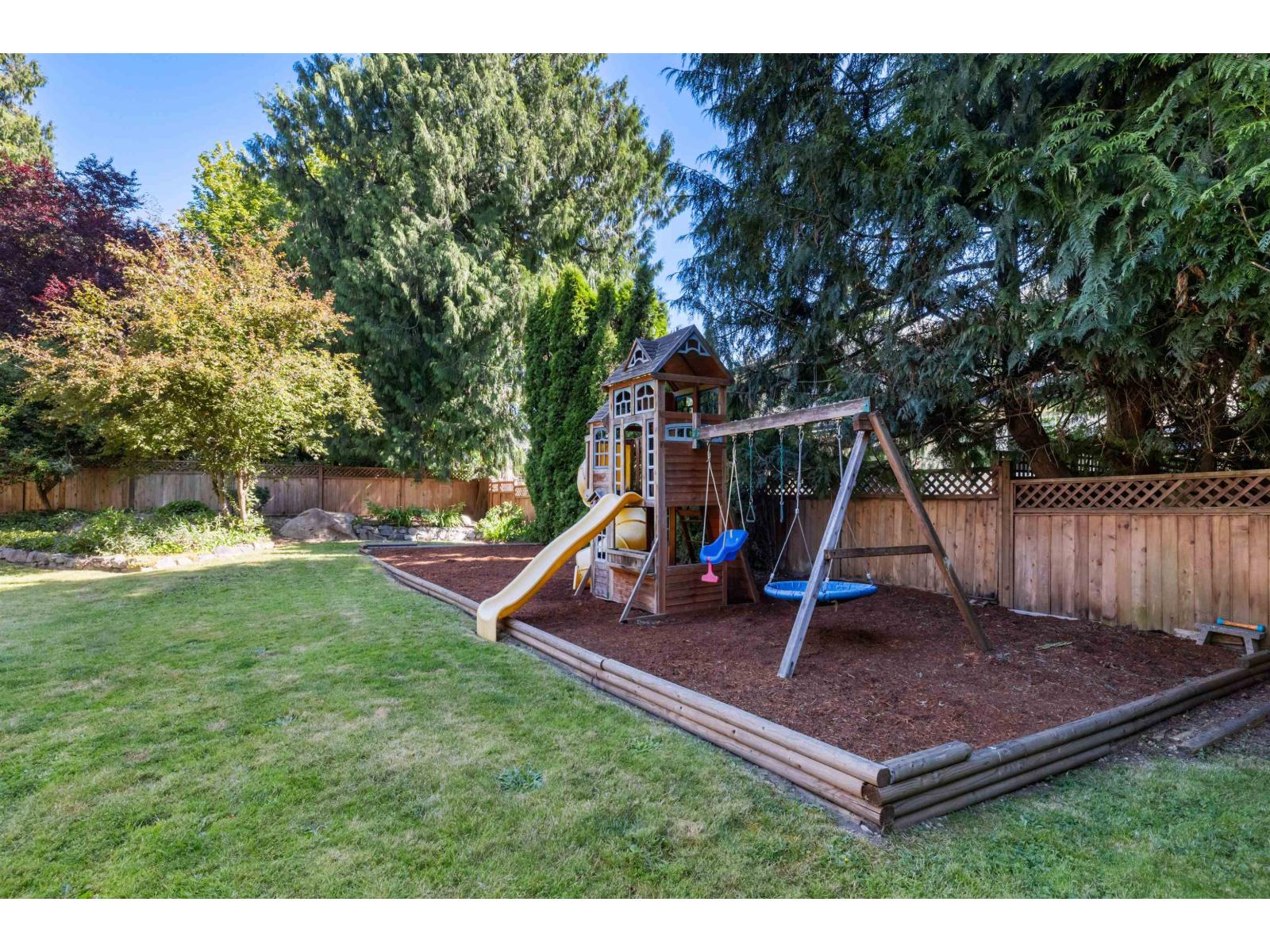 5802 Angus Place, Surrey, British Columbia  V3S 4W5 - Photo 33 - R3131227