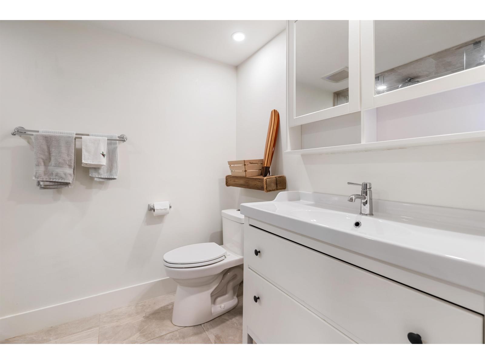 5802 Angus Place, Surrey, British Columbia  V3S 4W5 - Photo 26 - R3131227