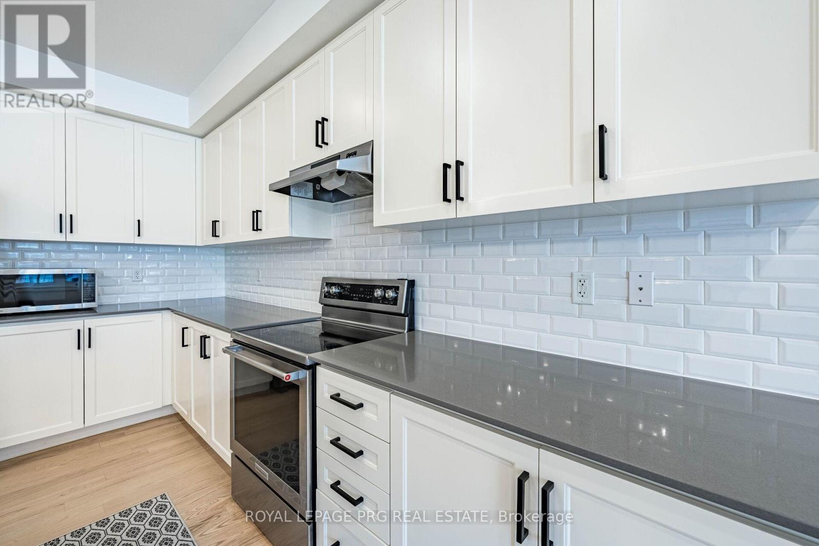 20 Remembrance Road, Brampton, Ontario  L7A 4Y8 - Photo 16 - W13237326