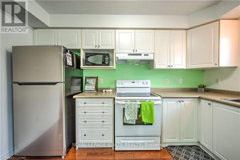 240 - 3320 Meadowgate Boulevard, London South, Ontario  N6M 0B2 - Photo 12 - X13237216