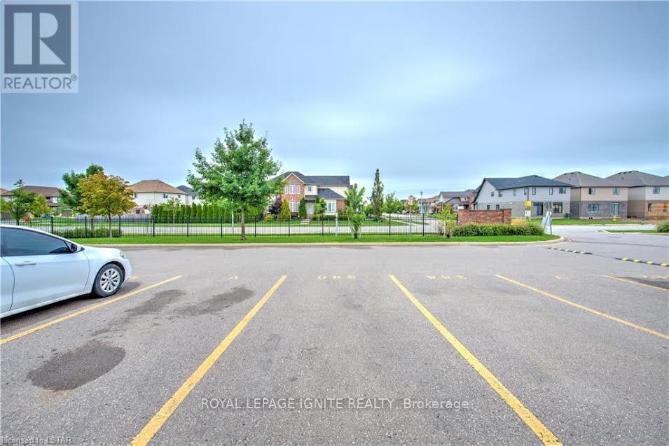 240 - 3320 Meadowgate Boulevard, London South, Ontario  N6M 0B2 - Photo 5 - X13237216