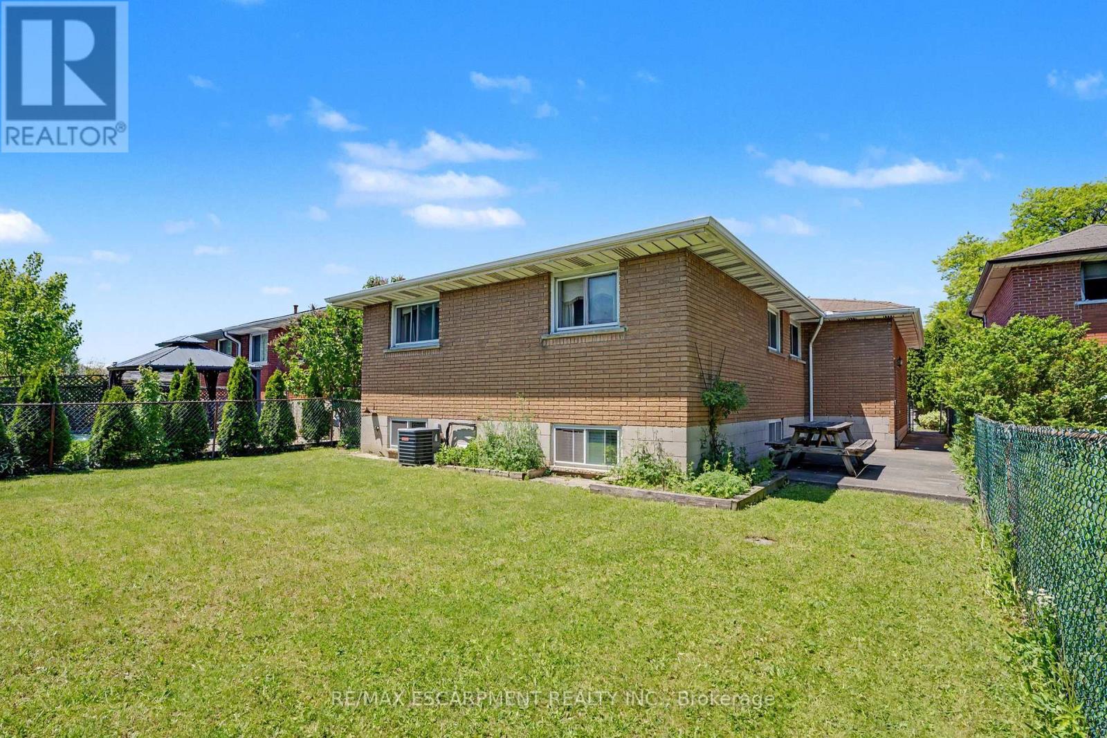 95 Fieldway Drive, Hamilton, Ontario  L9A 2L5 - Photo 31 - X13237246