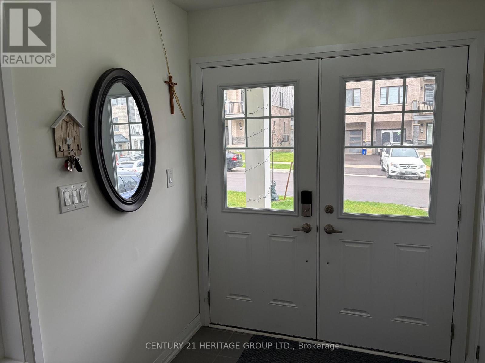 66 Norwich Crescent, Haldimand, Ontario  N3W 0J4 - Photo 3 - X13237264