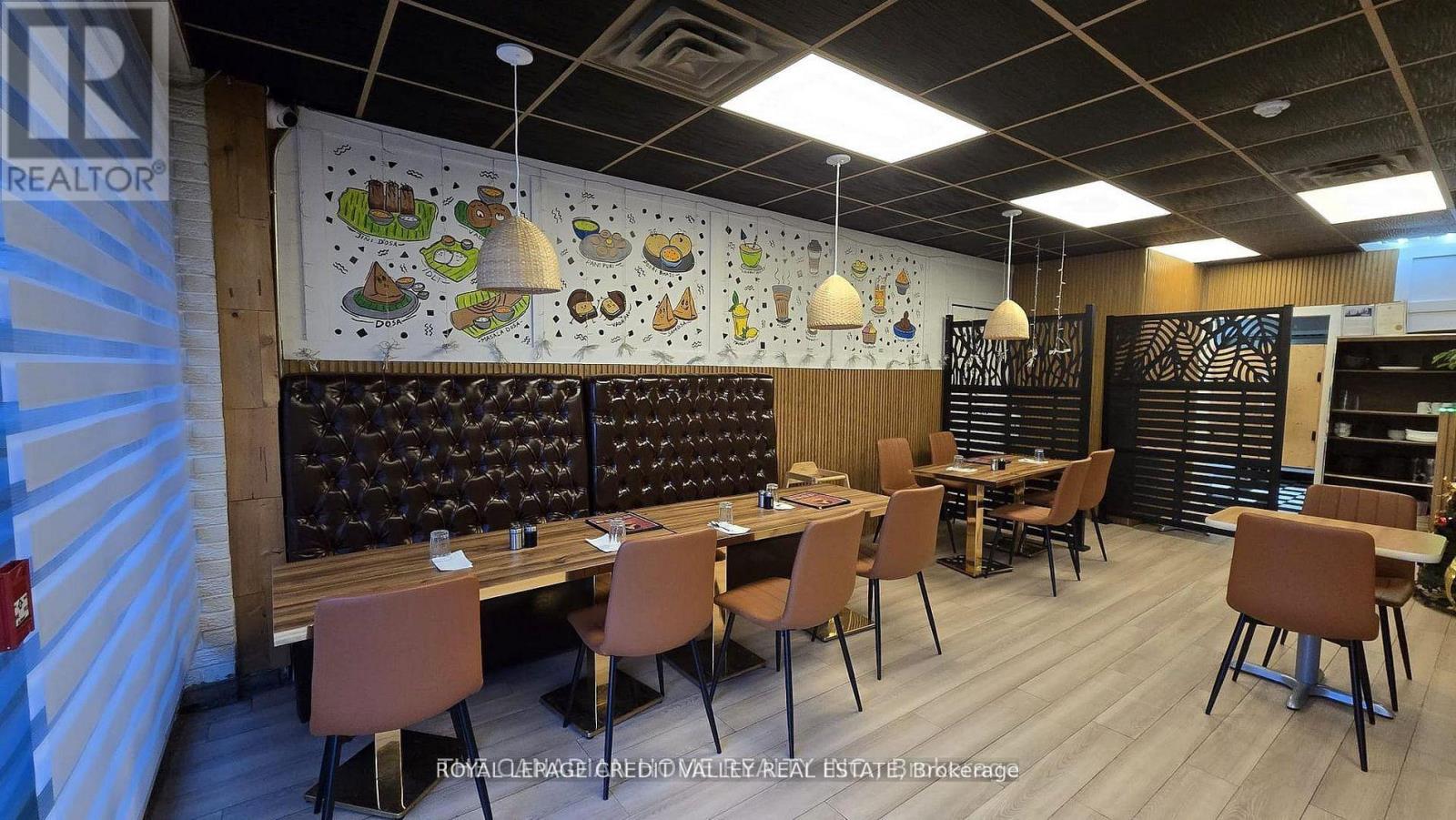 1443 Main Street E, Hamilton, Ontario  L8K 1C4 - Photo 3 - X13237300
