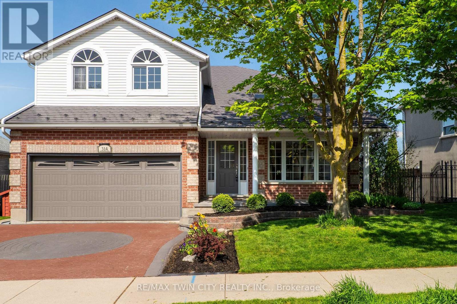 314 OLD CHICOPEE TRAIL, Kitchener, Ontario