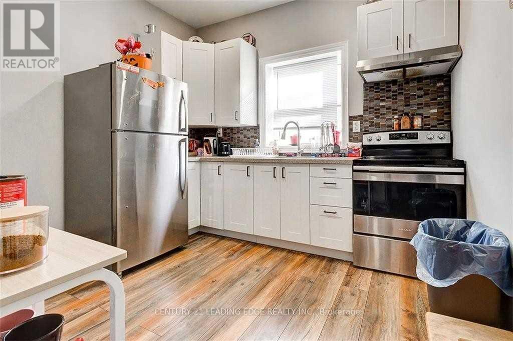 B - 382 Cannon Street E, Hamilton, Ontario  L8L 2C4 - Photo 5 - X13237352