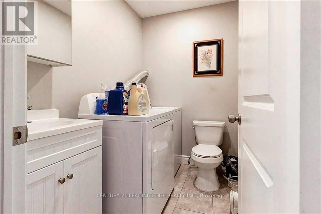 B - 382 Cannon Street E, Hamilton, Ontario  L8L 2C4 - Photo 6 - X13237352