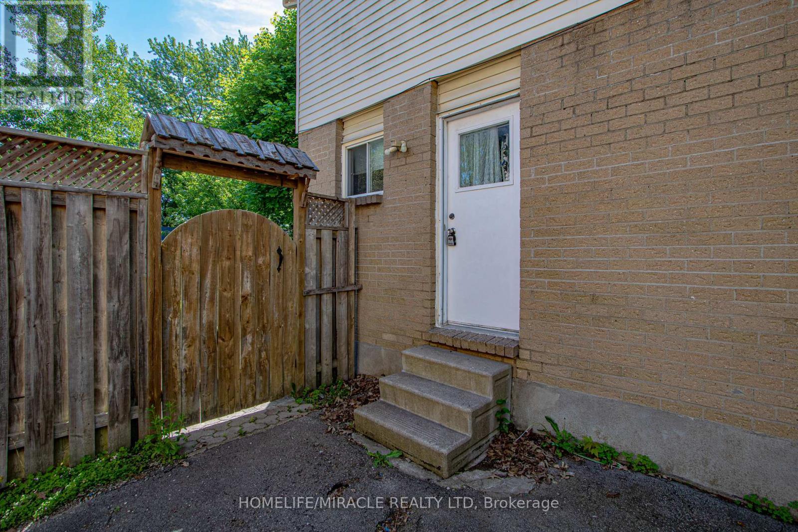 1100 Blanchard Road, London North, Ontario  N6G 4A2 - Photo 32 - X13237354