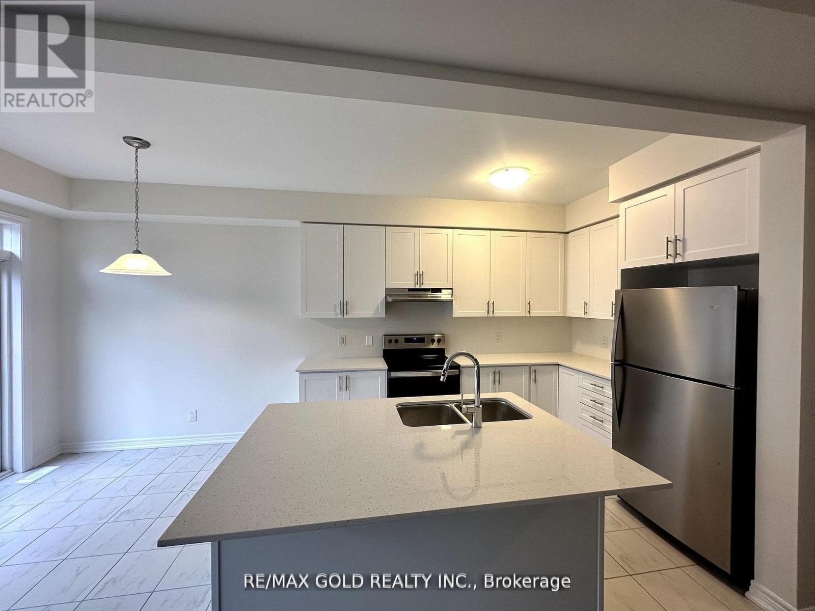 147 Broadacre Drive, Kitchener, Ontario  N2R 0S5 - Photo 9 - X13236668