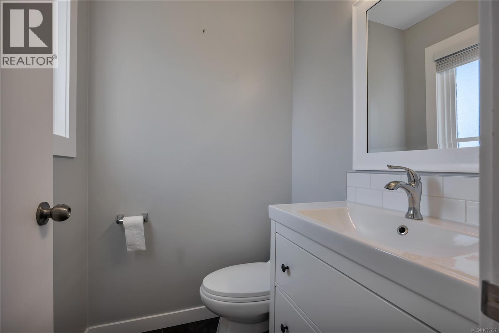 3236 Cedar Hill Rd, Saanich, British Columbia  V8P 3Y3 - Photo 56 - 1039287