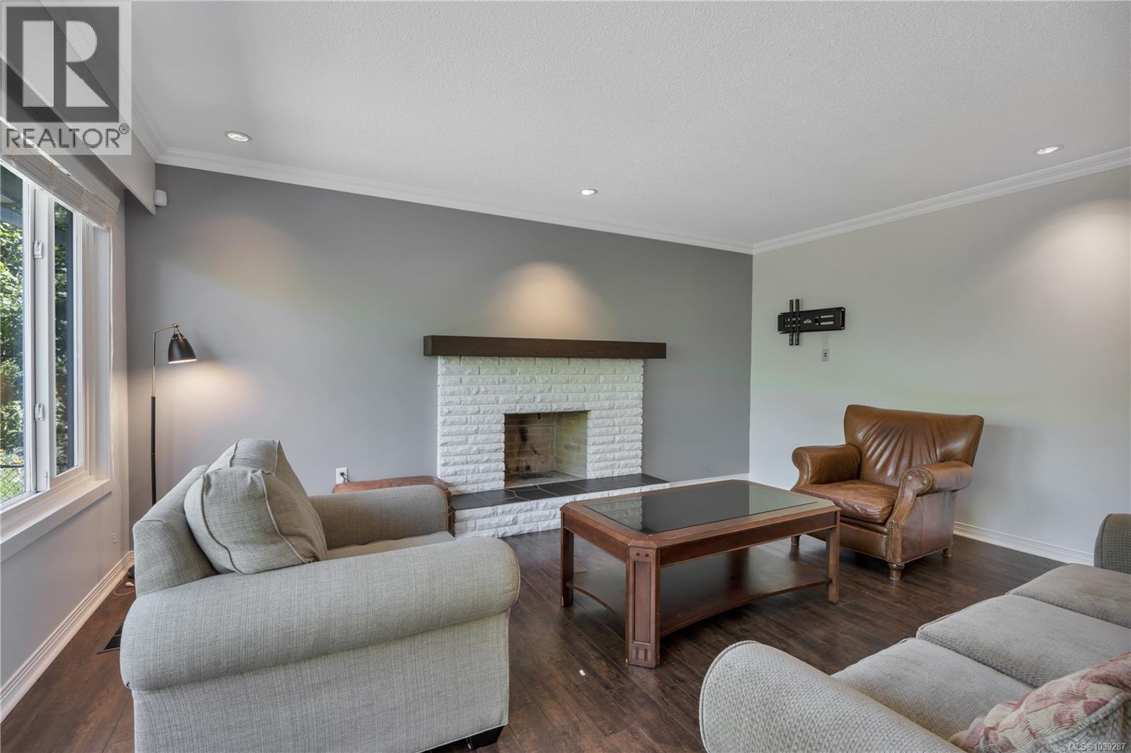 3236 Cedar Hill Rd, Saanich, British Columbia  V8P 3Y3 - Photo 24 - 1039287