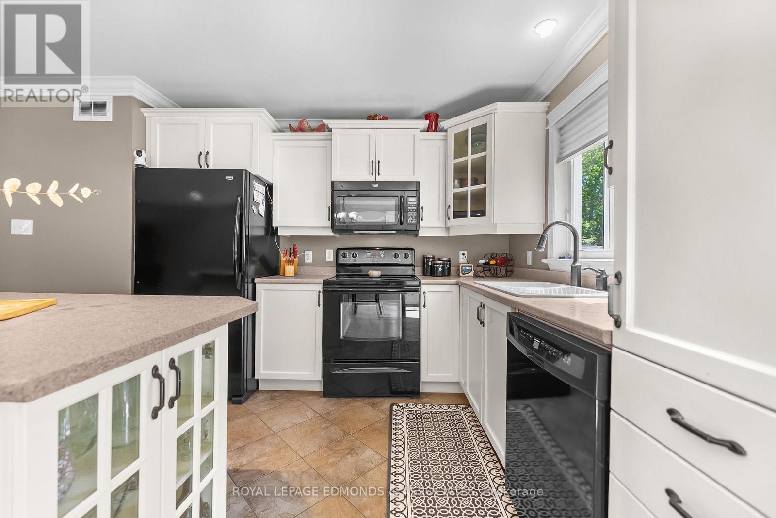 89 Spruce Street, Petawawa, Ontario  K8H 3H7 - Photo 13 - X13237430