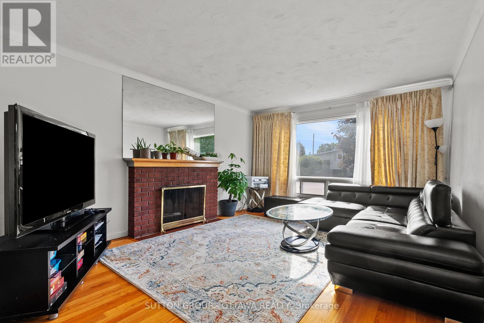 1237 Whitmore Avenue, Ottawa, Ontario  K2C 2N6 - Photo 5 - X13237390