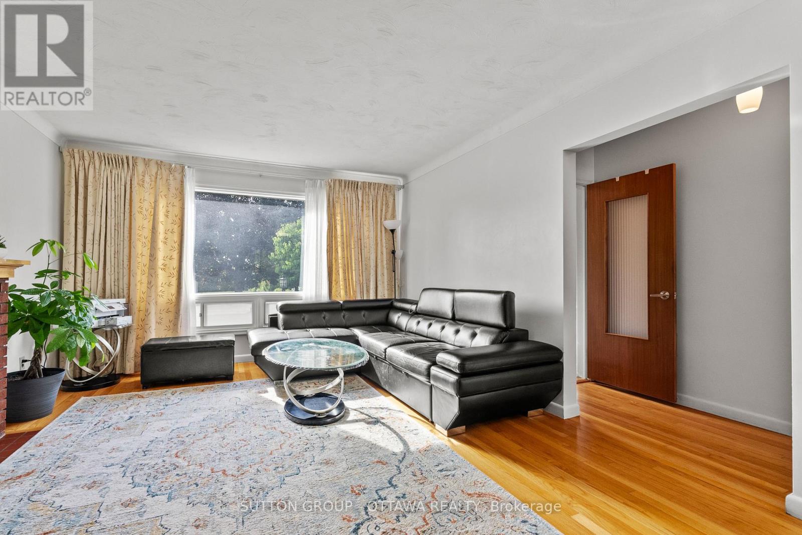1237 Whitmore Avenue, Ottawa, Ontario  K2C 2N6 - Photo 6 - X13237390