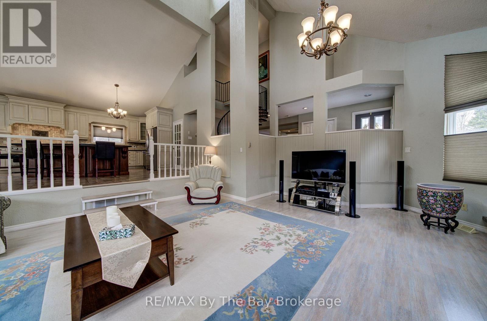 32 Bridlewood Crescent, Wasaga Beach, Ontario  L9Z 1B4 - Photo 8 - S12949526