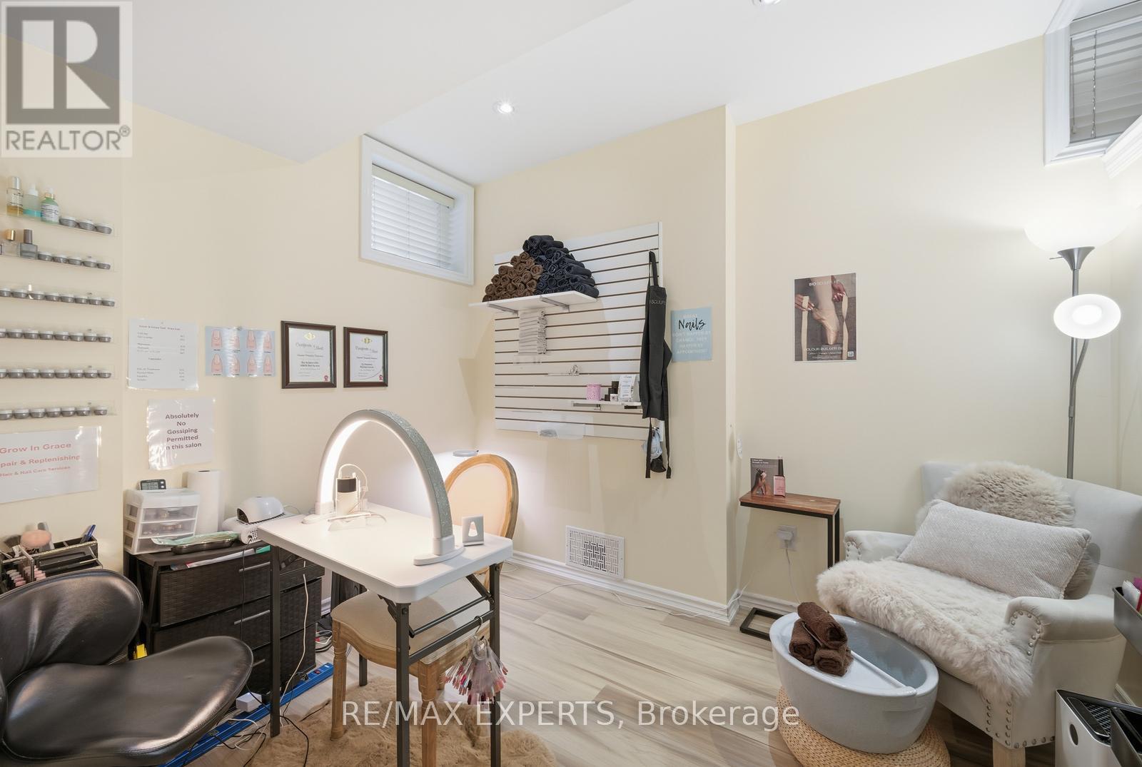 11 Collier Crescent, Essa, Ontario  L3W 0M7 - Photo 41 - N13011356