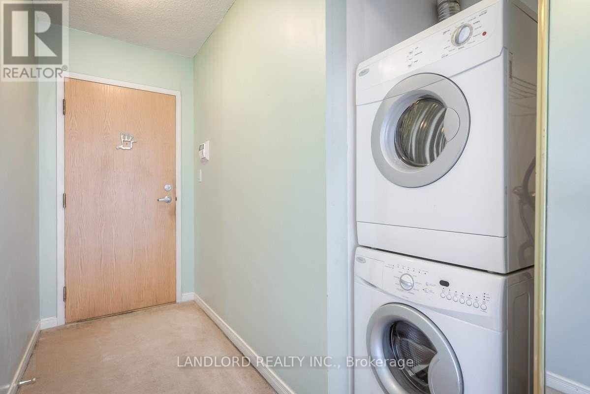 2504 - 5 Concorde Place, Toronto, Ontario  M3C 3M8 - Photo 19 - C13237406