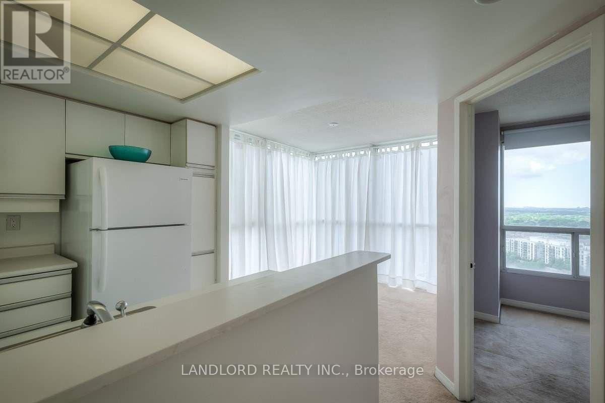 2504 - 5 Concorde Place, Toronto, Ontario  M3C 3M8 - Photo 6 - C13237406