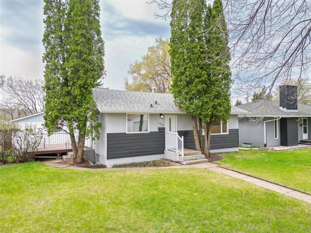 1434 Applewood Bay, Brandon, Manitoba