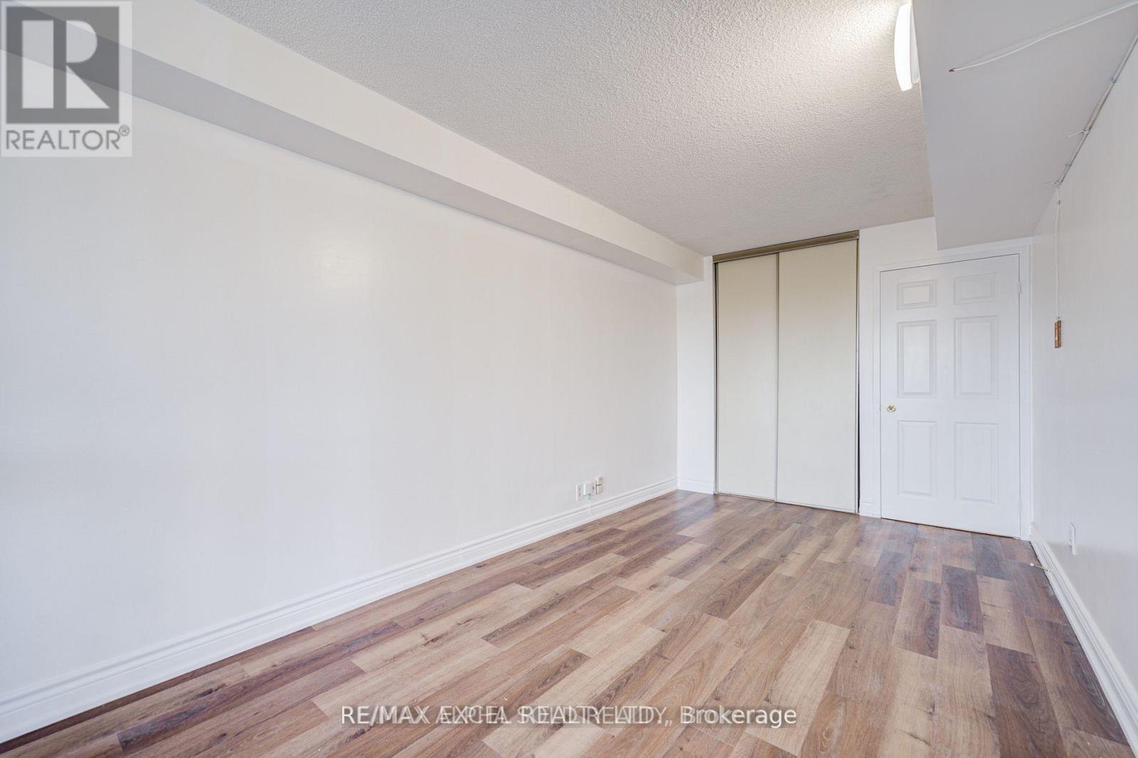 Unknown Address, ,     - Photo 19 - E13237444
