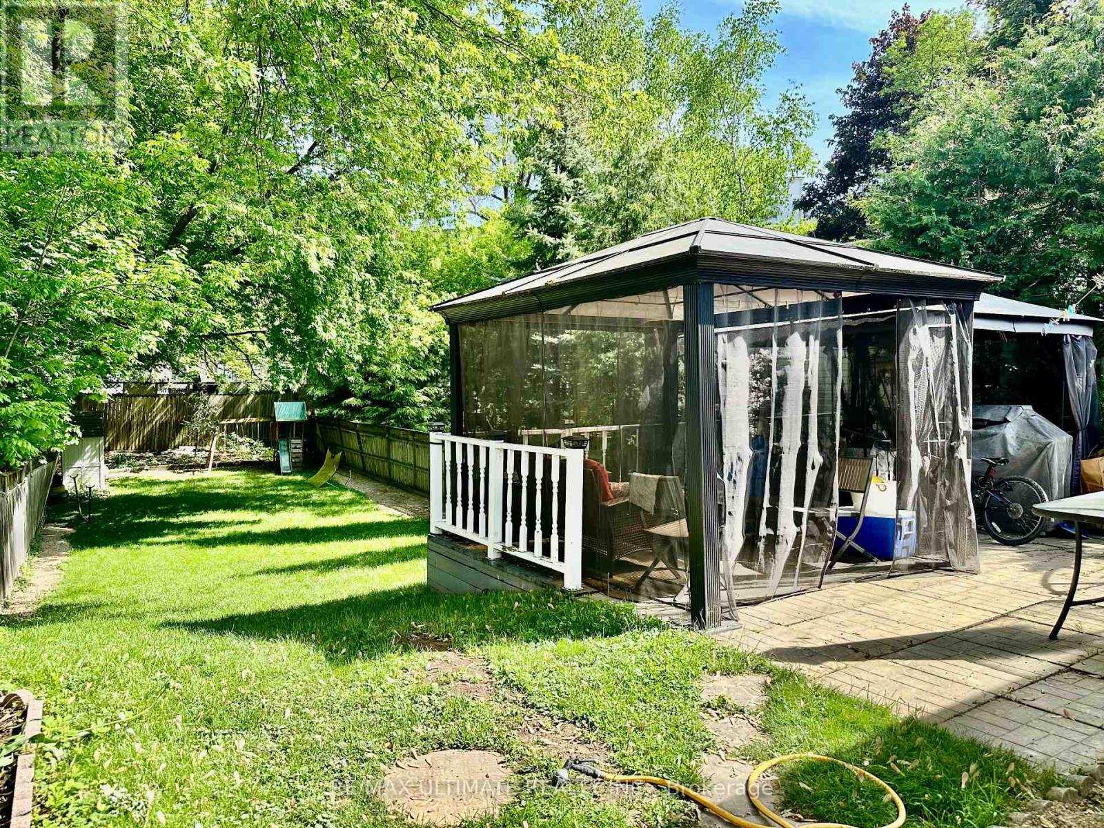 Bsmt - 225 Ferris Road, Toronto, Ontario  M4B 1H2 - Photo 25 - E13237460