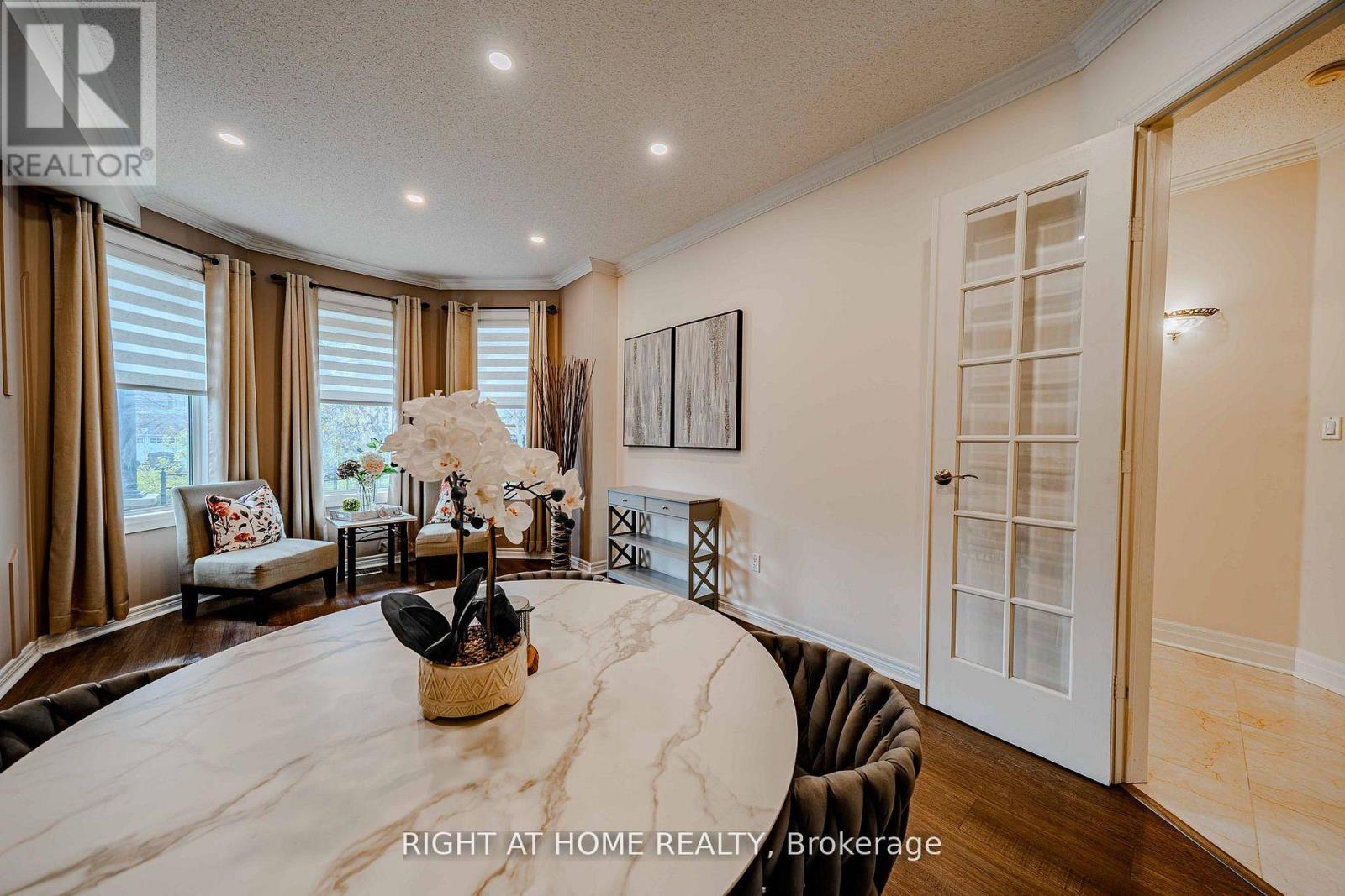 111 Forecastle Road, Vaughan, Ontario  L4K 5H9 - Photo 5 - N13237416