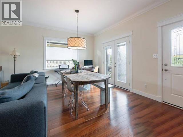 758 Gerussi Lane, Gibsons, British Columbia  V0N 1V7 - Photo 6 - R3131918