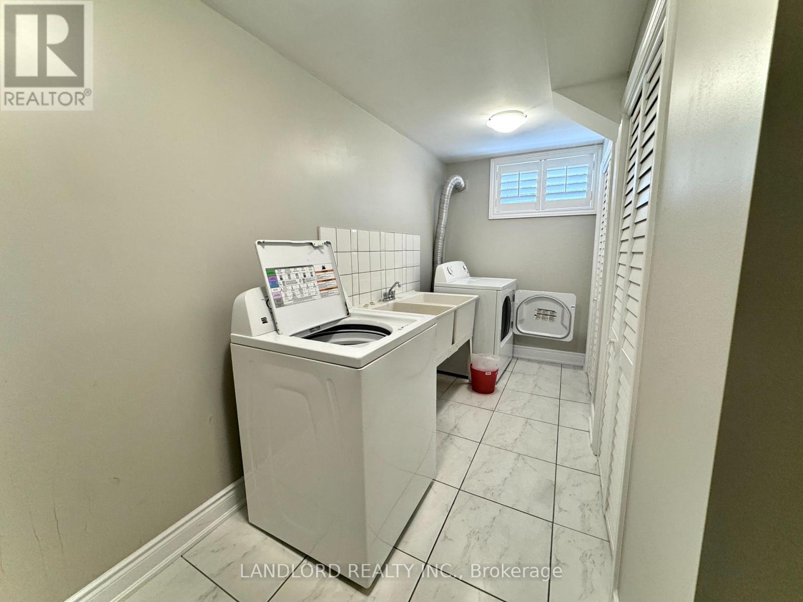 Lower - 1130 Melton Drive, Mississauga, Ontario  L4Y 3W2 - Photo 14 - W13237400