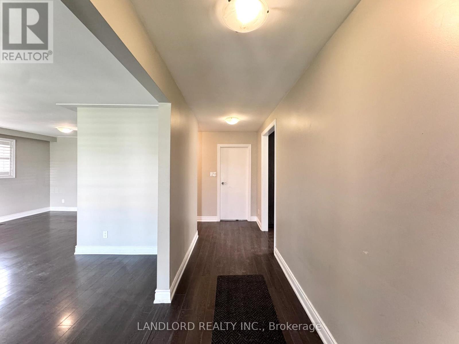 Main - 1130 Melton Drive, Mississauga, Ontario  L4Y 3W2 - Photo 1 - W13237402