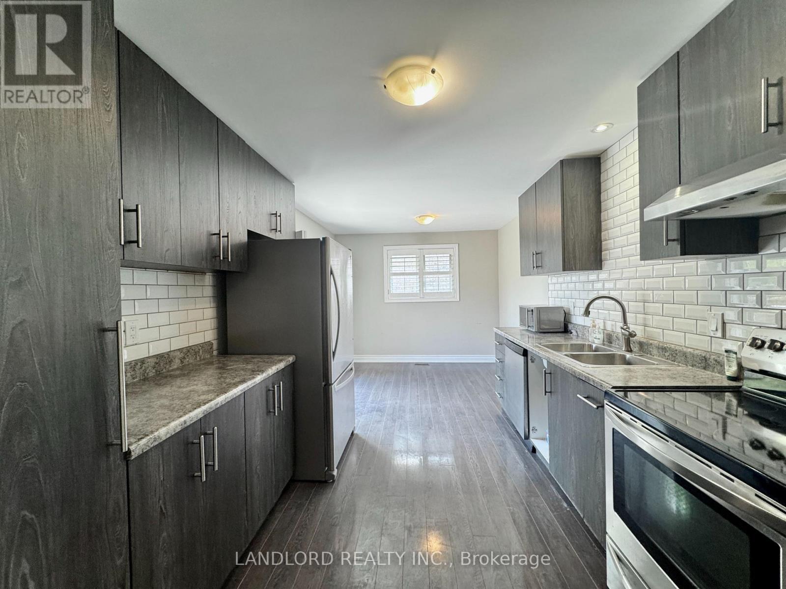 Main - 1130 Melton Drive, Mississauga, Ontario  L4Y 3W2 - Photo 11 - W13237402