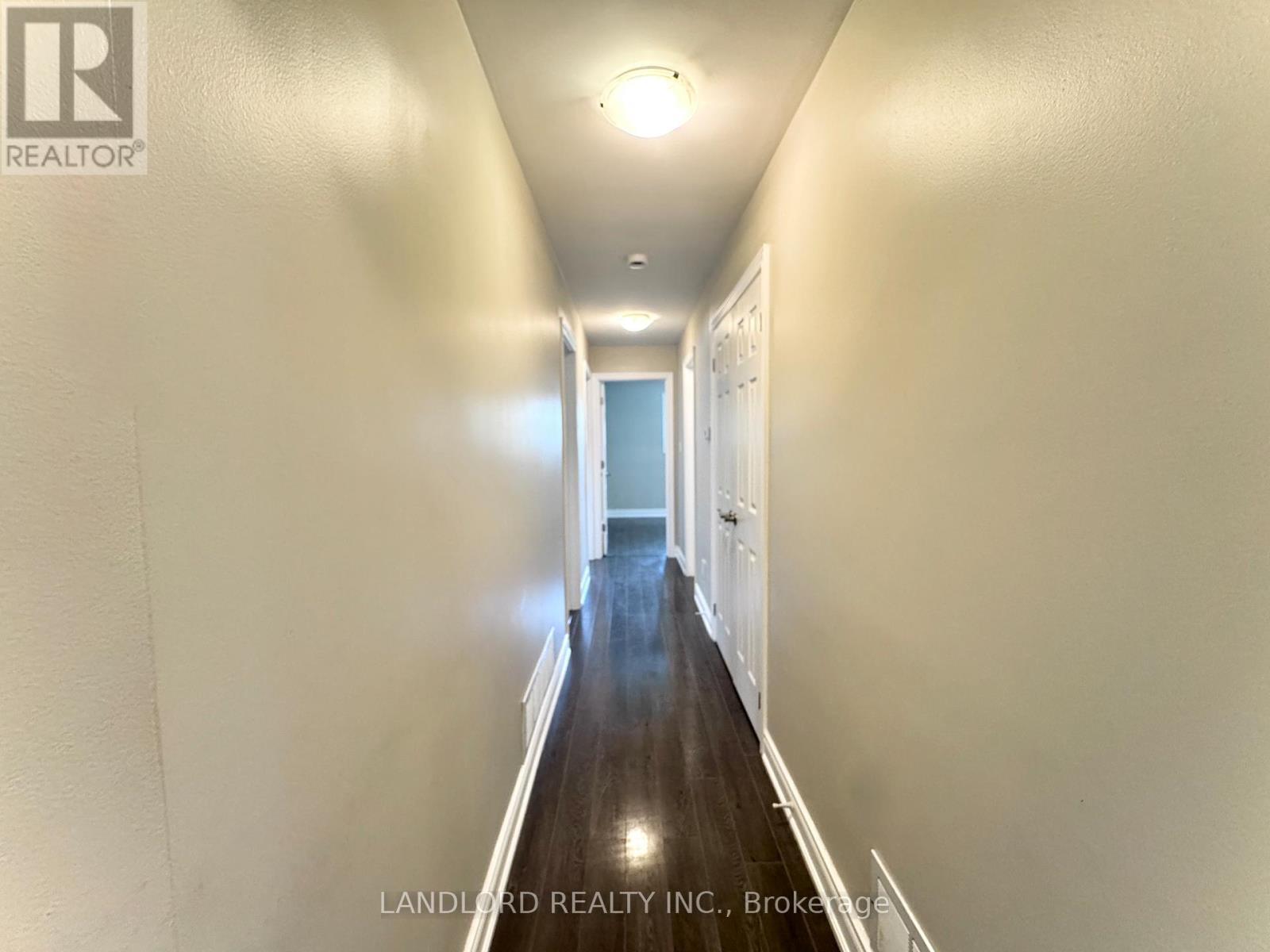 Main - 1130 Melton Drive, Mississauga, Ontario  L4Y 3W2 - Photo 14 - W13237402