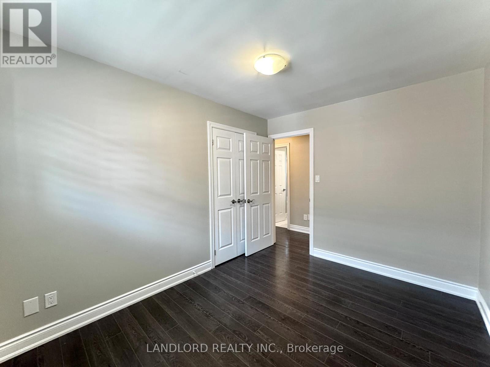 Main - 1130 Melton Drive, Mississauga, Ontario  L4Y 3W2 - Photo 17 - W13237402