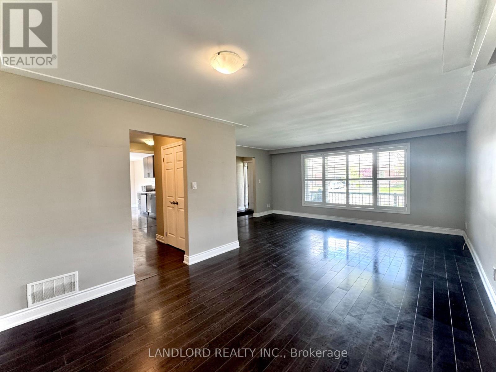 Main - 1130 Melton Drive, Mississauga, Ontario  L4Y 3W2 - Photo 5 - W13237402