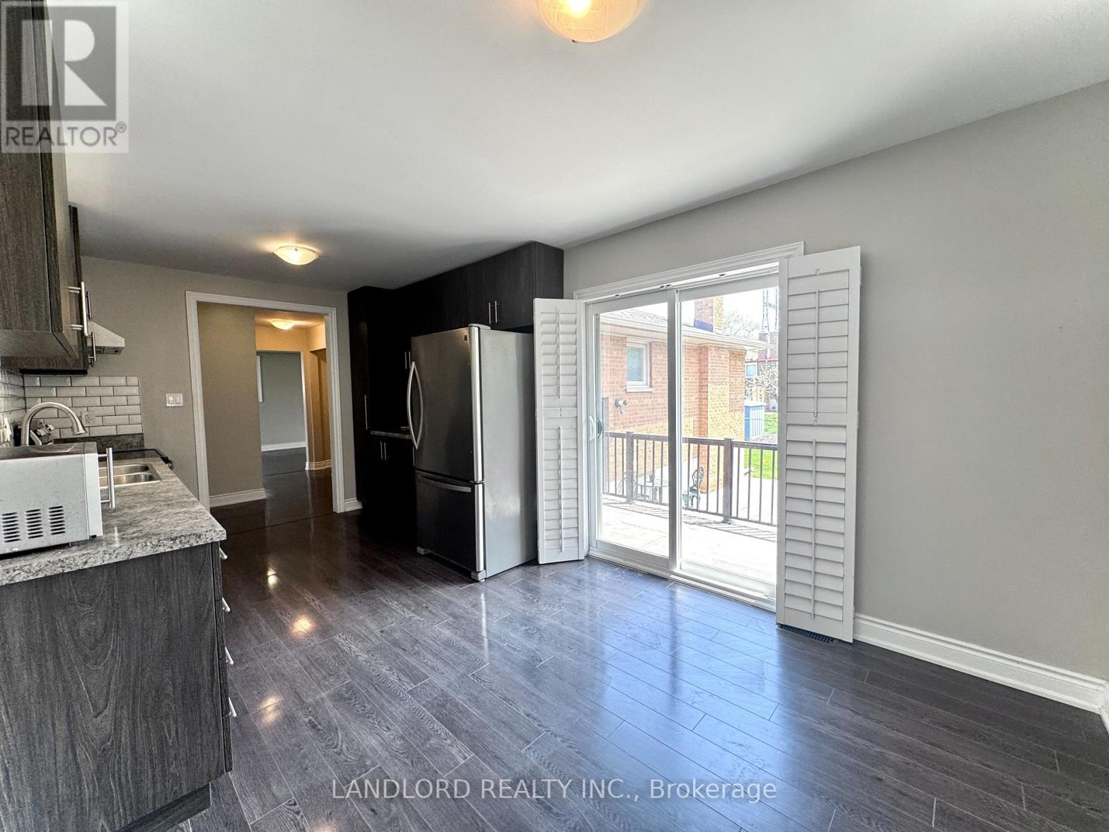 Main - 1130 Melton Drive, Mississauga, Ontario  L4Y 3W2 - Photo 9 - W13237402