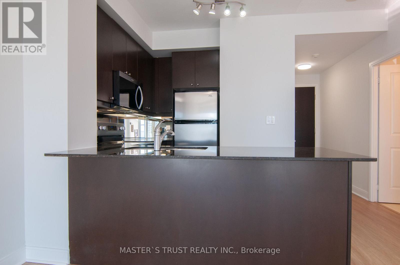 1802 - 60 Absolute Avenue, Mississauga, Ontario  L4Z 0A9 - Photo 4 - W13237426