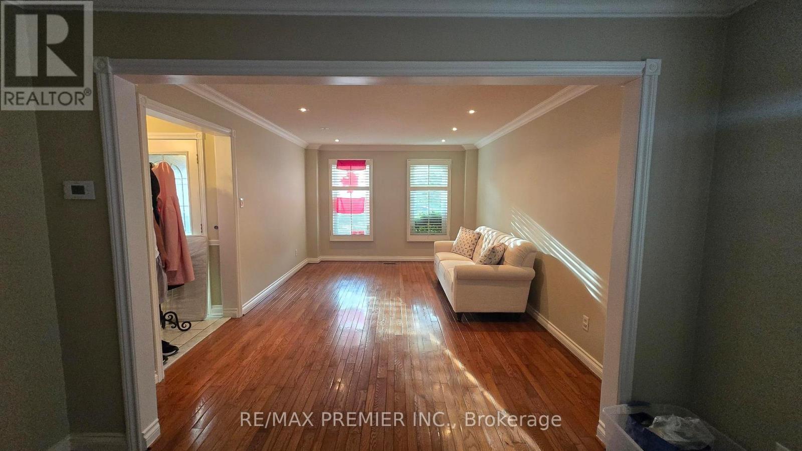 4399 Beacon Lane, Mississauga, Ontario  L5C 4J8 - Photo 15 - W13237458