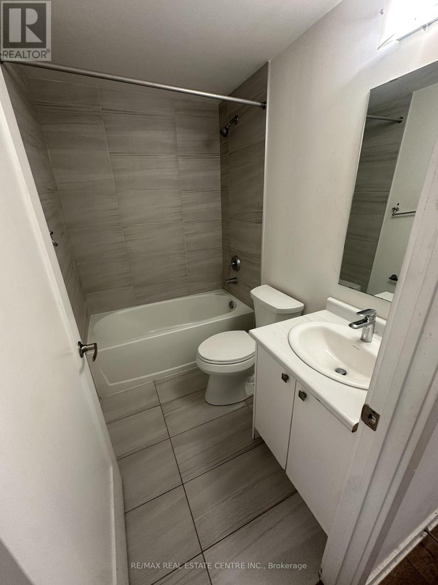 E9-20 - 20 Palace Street, Kitchener, Ontario  N2E 0J3 - Photo 6 - X12973542