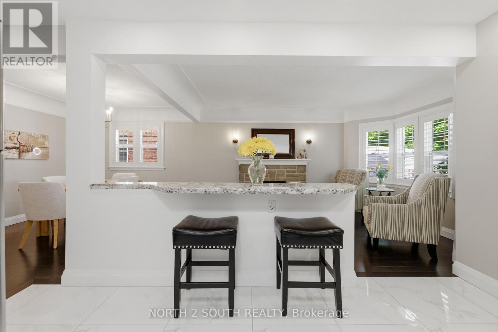 212 Wexford Avenue S, Hamilton, Ontario  L8K 2P2 - Photo 4 - X13237392
